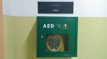 Defibrylator AED w Domu Studenckim nr 2 "Bliźniak"